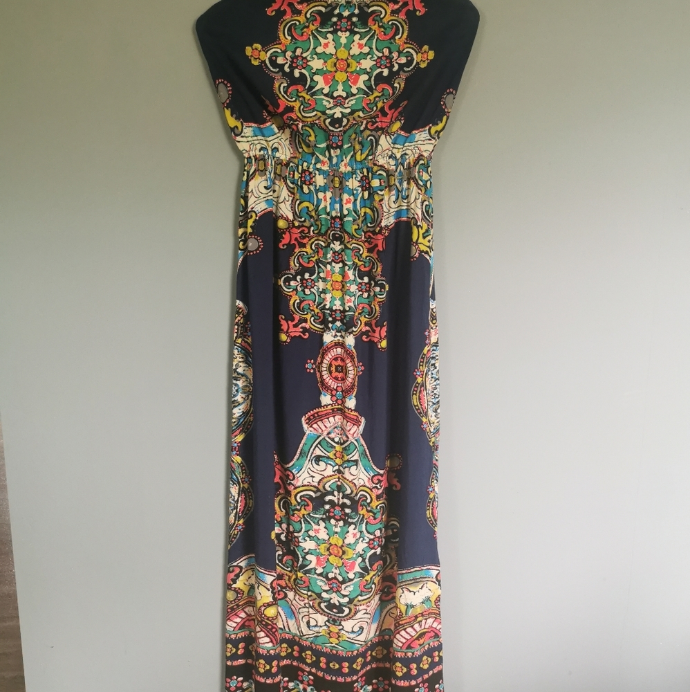 ‼️2/$15 Colorful print Maxi dress